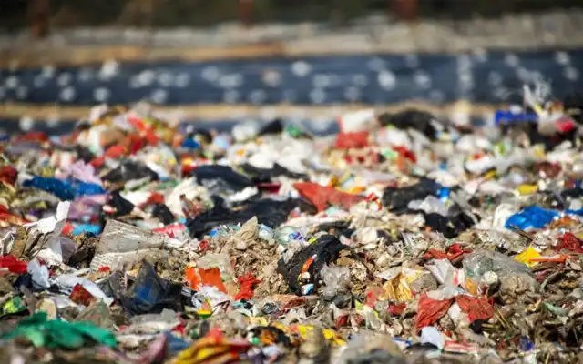 plastic waste